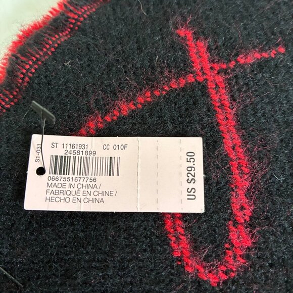 NEW Victoria’s Secret Black Red Heart Fringe Scarf Flirty Cute Causual Chic - Picture 5 of 7